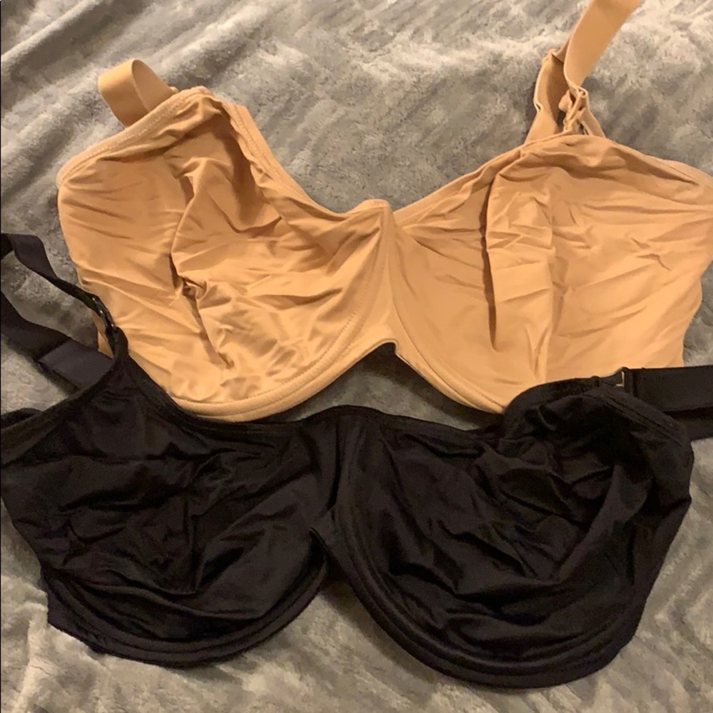 Bundle of two Anita Nursing Bras 38I Black & Nude